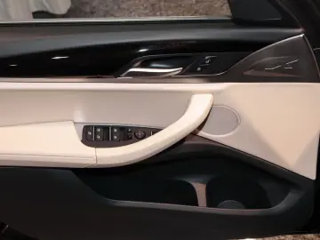 BMW X3 xDrive20d Laser DrivAssist HiFi Keyless