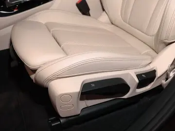 BMW X3 xDrive20d Laser DrivAssist HiFi Keyless