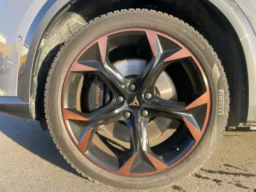 CUPRA Formentor VZ TSI DSG 4Drive AHK Panorama Leder