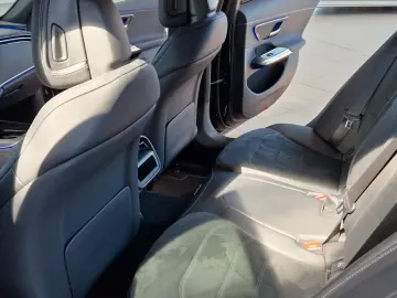 MERCEDES-BENZ E 220 d T AMG Line AHK Night Paket LED&hellip;