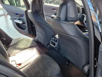 MERCEDES-BENZ E 220 d T AMG Line AHK Night Paket LED&hellip;