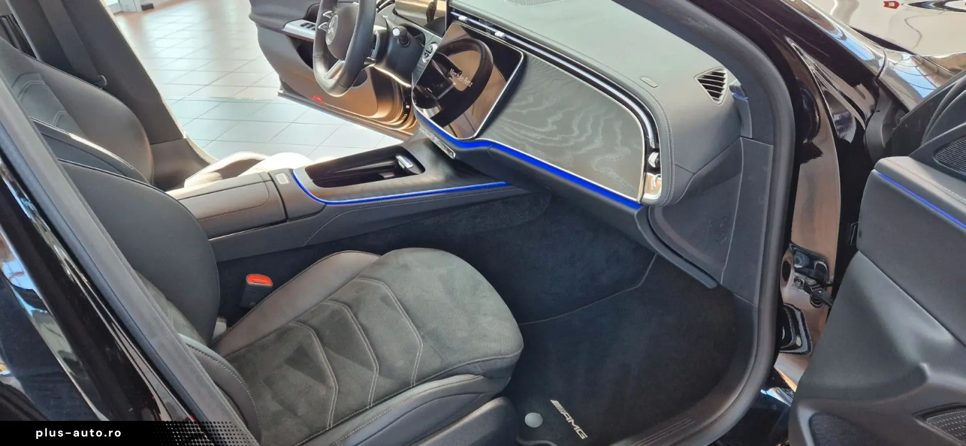 MERCEDES-BENZ E 220 d T AMG Line AHK Night Paket LED&hellip;