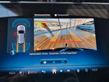 MERCEDES-BENZ E 220 d T AMG Line AHK Night Paket LED&hellip;