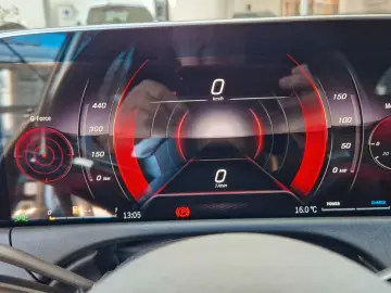 MERCEDES-BENZ E 220 d T AMG Line AHK Night Paket LED&hellip;