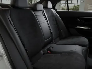 MERCEDES-BENZ E 220 d Limo AMG Night Distro AHK KeyG&hellip;