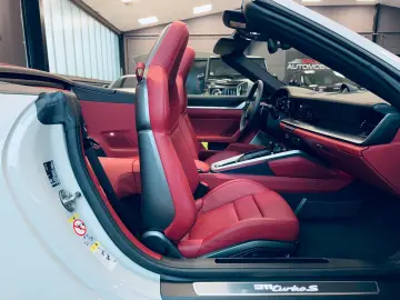 PORSCHE 992 Turbo S Cabrio LIFT BURMESTER ACC NACHT GT