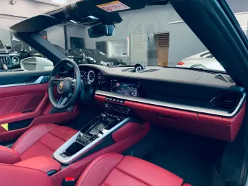 PORSCHE 992 Turbo S Cabrio LIFT BURMESTER ACC NACHT GT