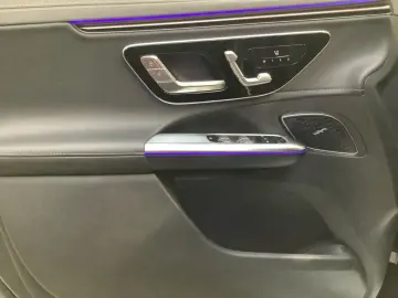 MERCEDES-BENZ EQE 300 SUV AMG Night 21'' L&hellip;