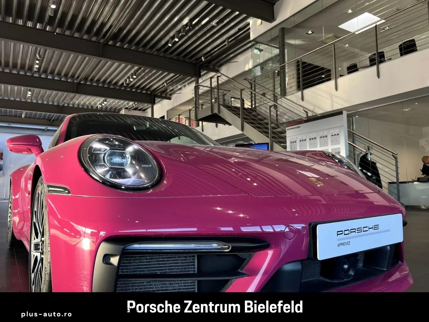 PORSCHE 992 911 Carrera 4S HA-Lenkung Liftsystem-VA BOSE