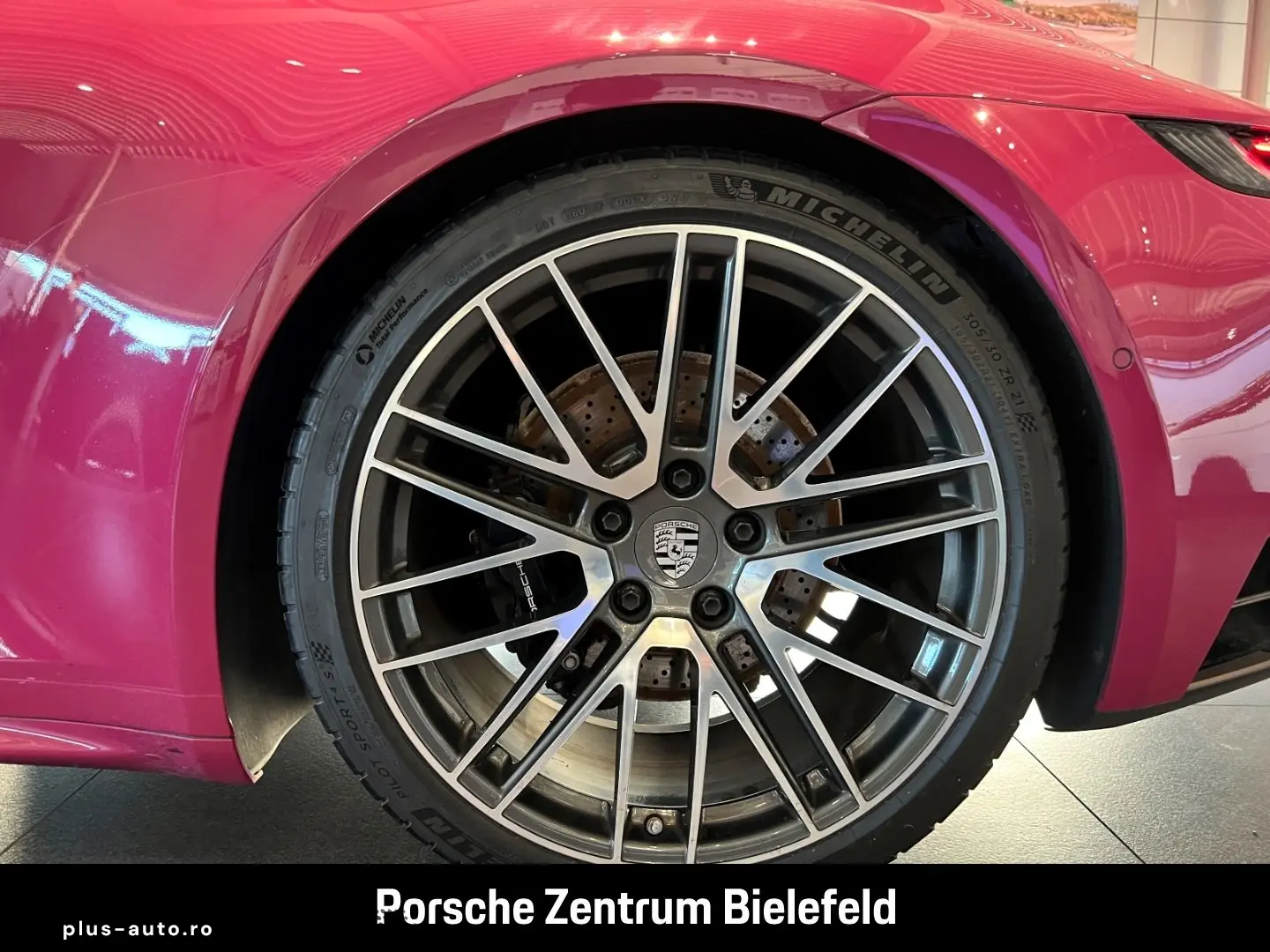 PORSCHE 992 911 Carrera 4S HA-Lenkung Liftsystem-VA BOSE