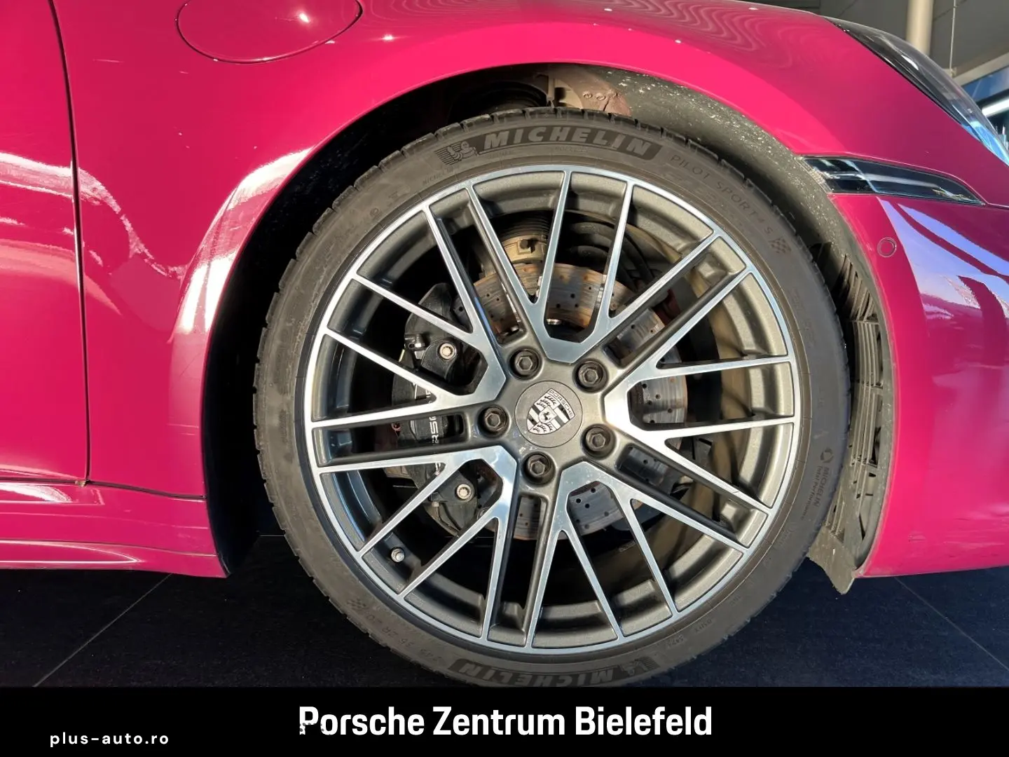 PORSCHE 992 911 Carrera 4S HA-Lenkung Liftsystem-VA BOSE