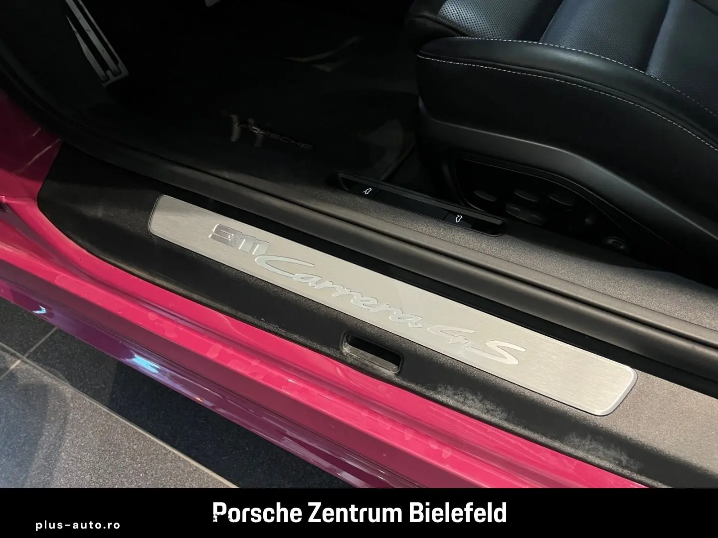 PORSCHE 992 911 Carrera 4S HA-Lenkung Liftsystem-VA BOSE