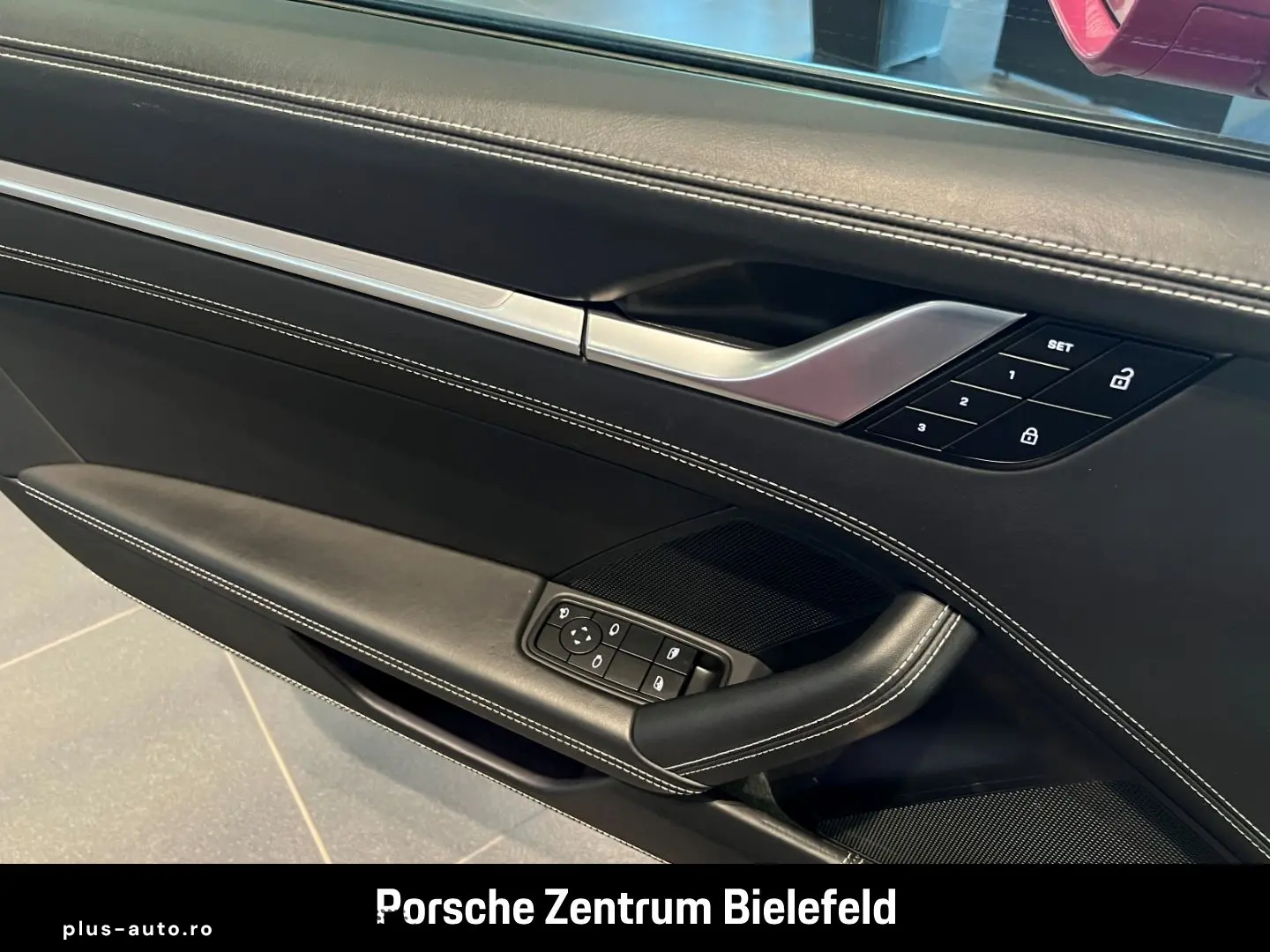 PORSCHE 992 911 Carrera 4S HA-Lenkung Liftsystem-VA BOSE