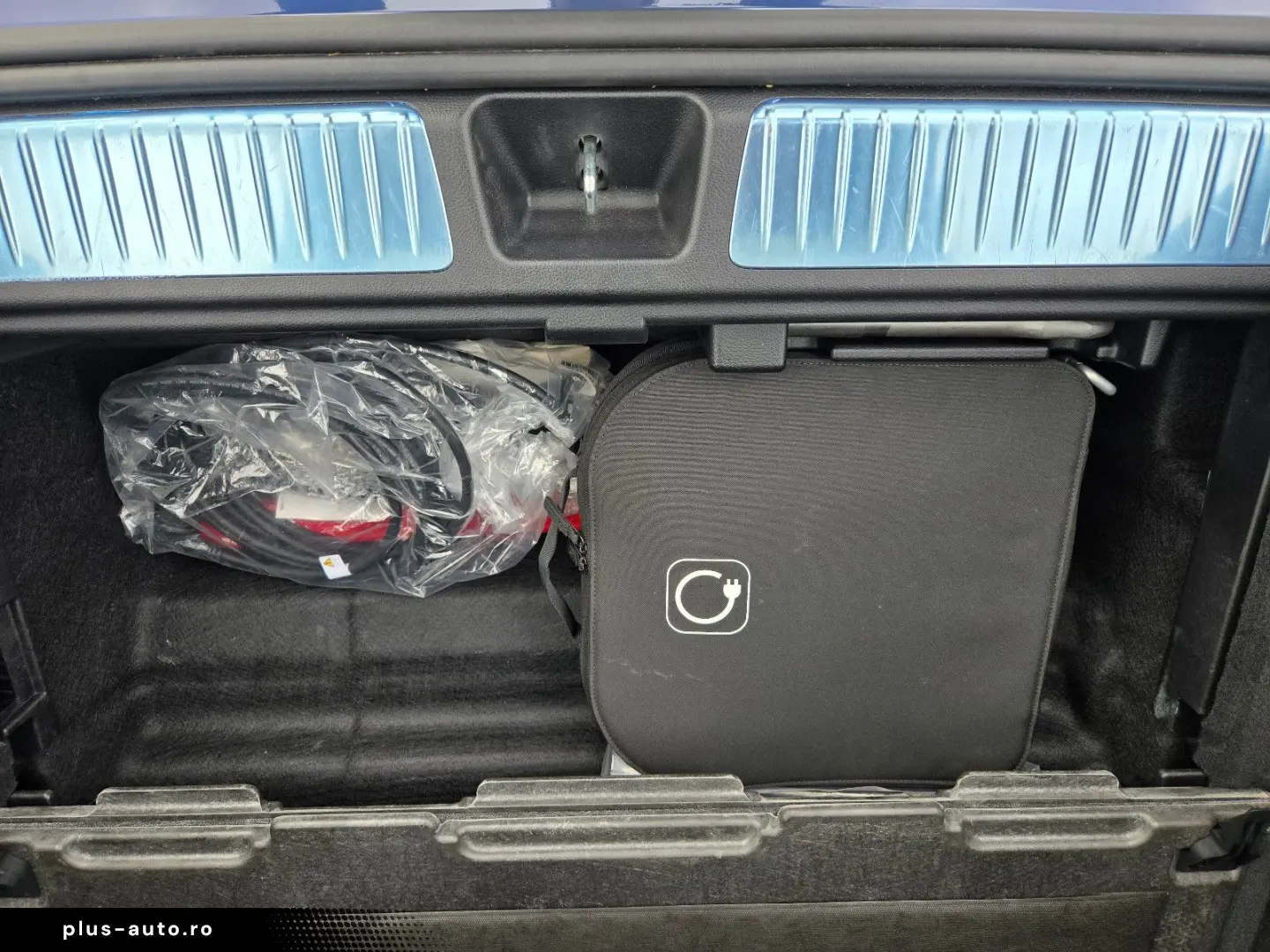 MERCEDES-BENZ EQE 300 SUV AMG Line   Night Paket   P&hellip;