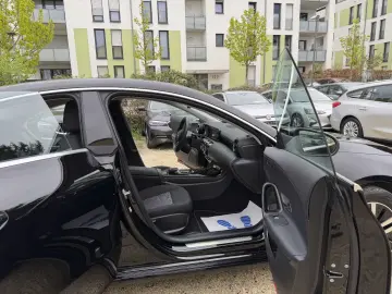 MERCEDES-BENZ CLA 200 d Aut. AHK KAMERA NAVI SPURASSIST