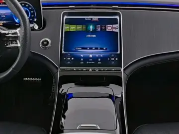 MERCEDES-BENZ EQE 300 AMG Prem Plus Pano AHK HUD Dig&hellip;