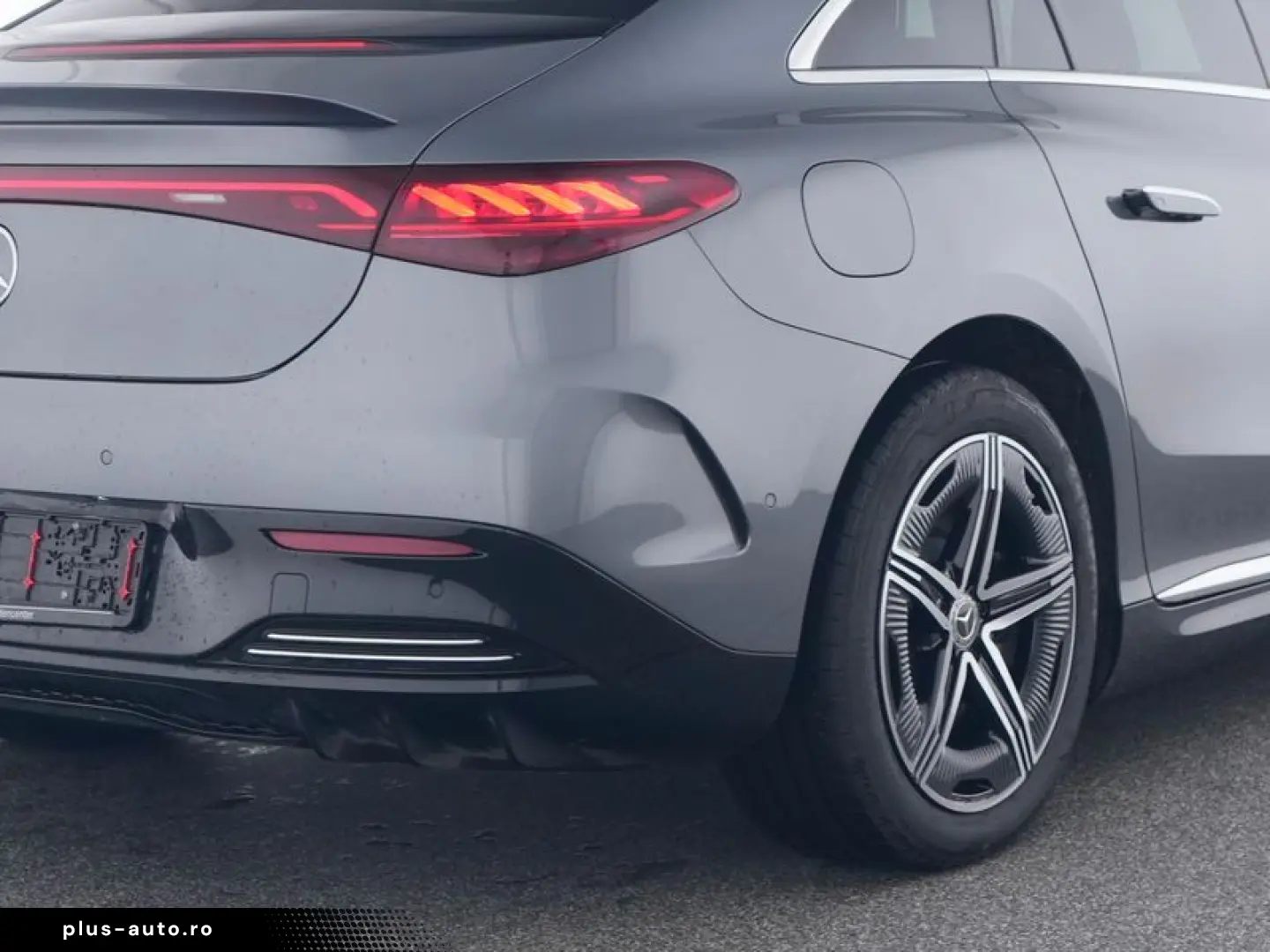 MERCEDES-BENZ EQE 300 AMG Prem Plus Pano AHK HUD Dig&hellip;