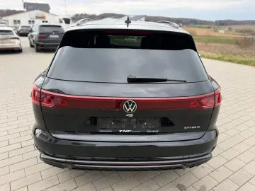 VW Touareg R eHYBRID AHK PANO DYNAUDIO STH