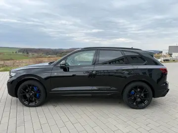 VW Touareg R eHYBRID AHK PANO DYNAUDIO STH