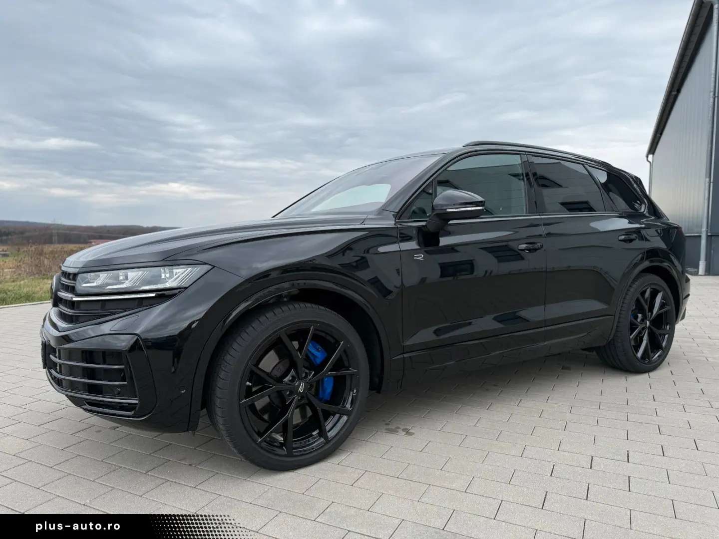 VW Touareg R eHYBRID AHK PANO DYNAUDIO STH