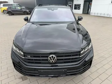 VW Touareg R eHYBRID AHK PANO DYNAUDIO STH