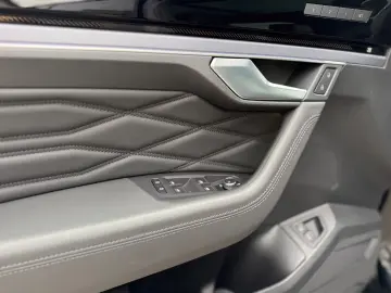 VW Touareg R eHYBRID AHK PANO DYNAUDIO STH