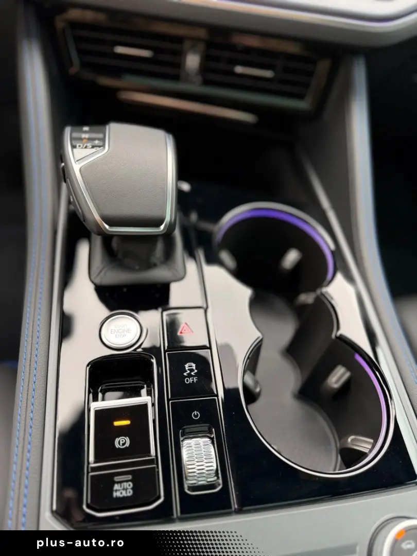 VW Touareg R eHYBRID AHK PANO DYNAUDIO STH