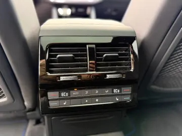 VW Touareg R eHYBRID AHK PANO DYNAUDIO STH