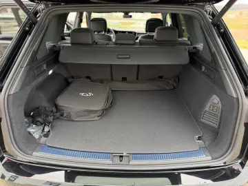 VW Touareg R eHYBRID AHK PANO DYNAUDIO STH