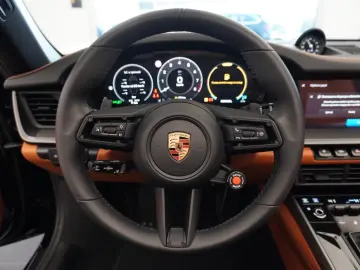 Porsche 911 Carrera 4S Cabriolet Cognac