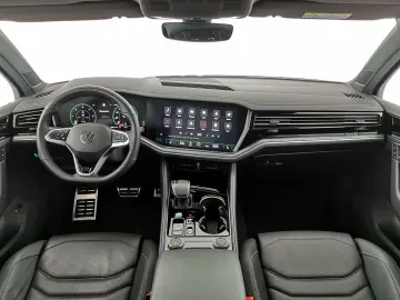 VW Touareg 3.0 TDI R-Line 4M IQ.DRIVE HUD Luft AHK