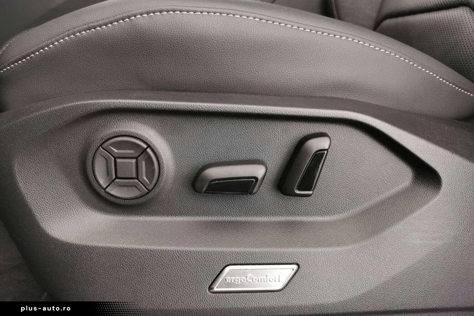 VW Touareg 3.0 TDI R-Line 4M IQ.DRIVE HUD Luft AHK