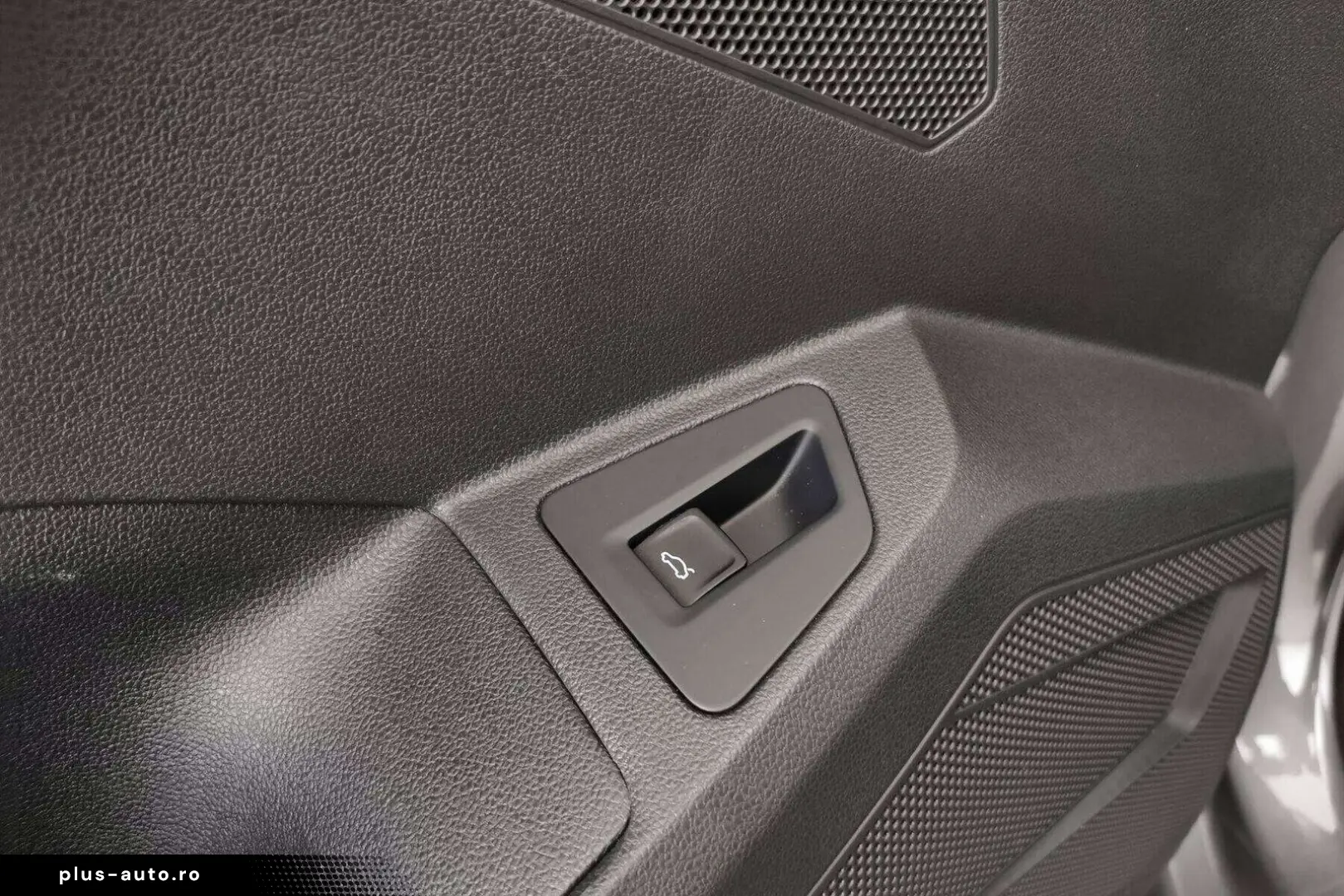 VW Touareg 3.0 TDI R-Line 4M IQ.DRIVE HUD Luft AHK