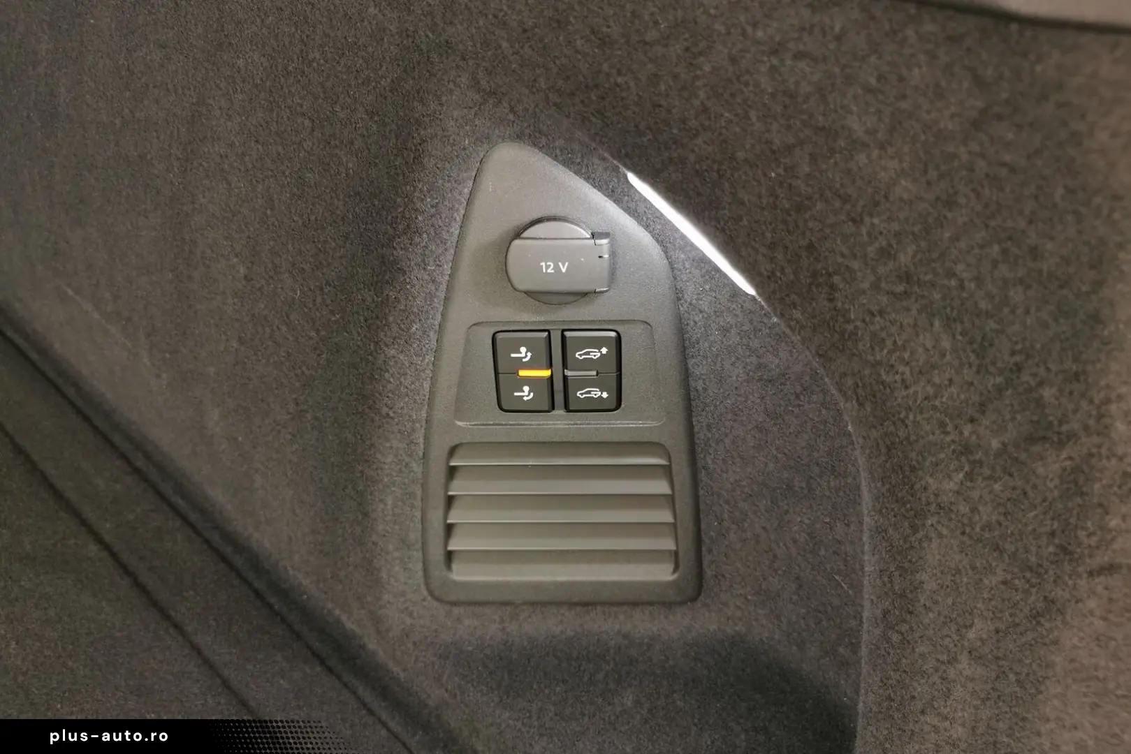 VW Touareg 3.0 TDI R-Line 4M IQ.DRIVE HUD Luft AHK