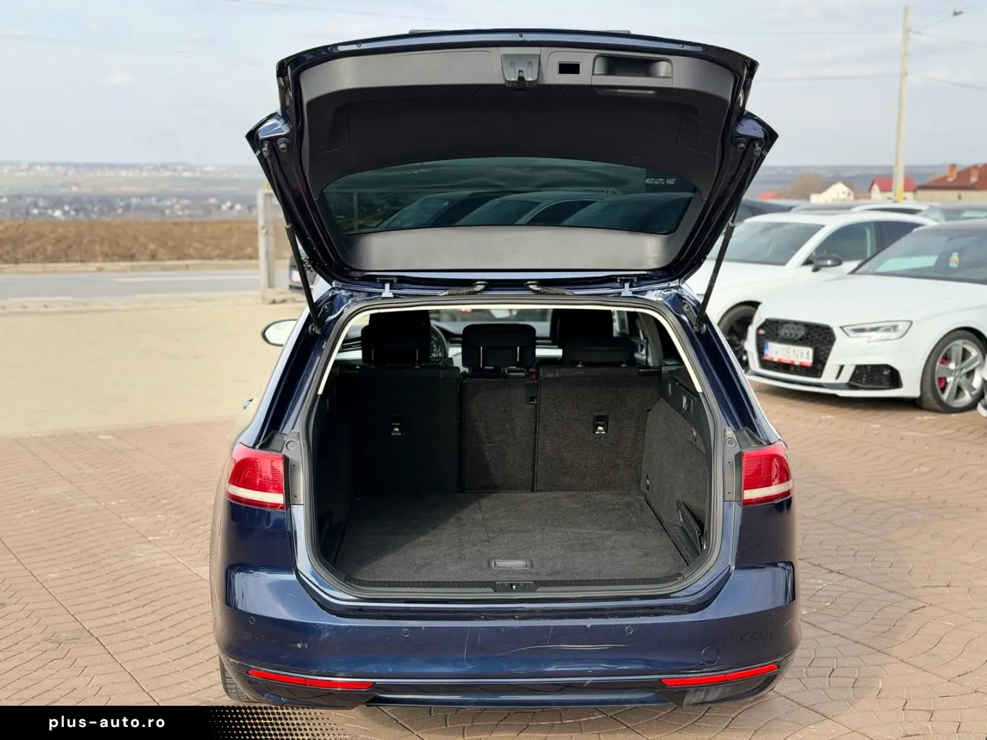 VOLKSWAGEN PASSAT 2016