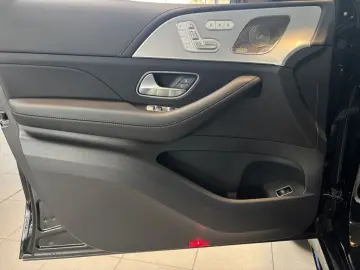 MERCEDES-BENZ GLE 300 d 4M AMG PANO AHK AIRMATIC HUD&hellip;