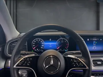 MERCEDES-BENZ GLE 300 d 4M AMG PANO AHK AIRMATIC HUD&hellip;