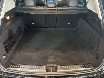 MERCEDES-BENZ GLE 300 d 4M AMG PANO AHK AIRMATIC HUD&hellip;