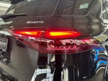 MERCEDES-BENZ GLE 300 d 4M AMG PANO AHK AIRMATIC HUD&hellip;