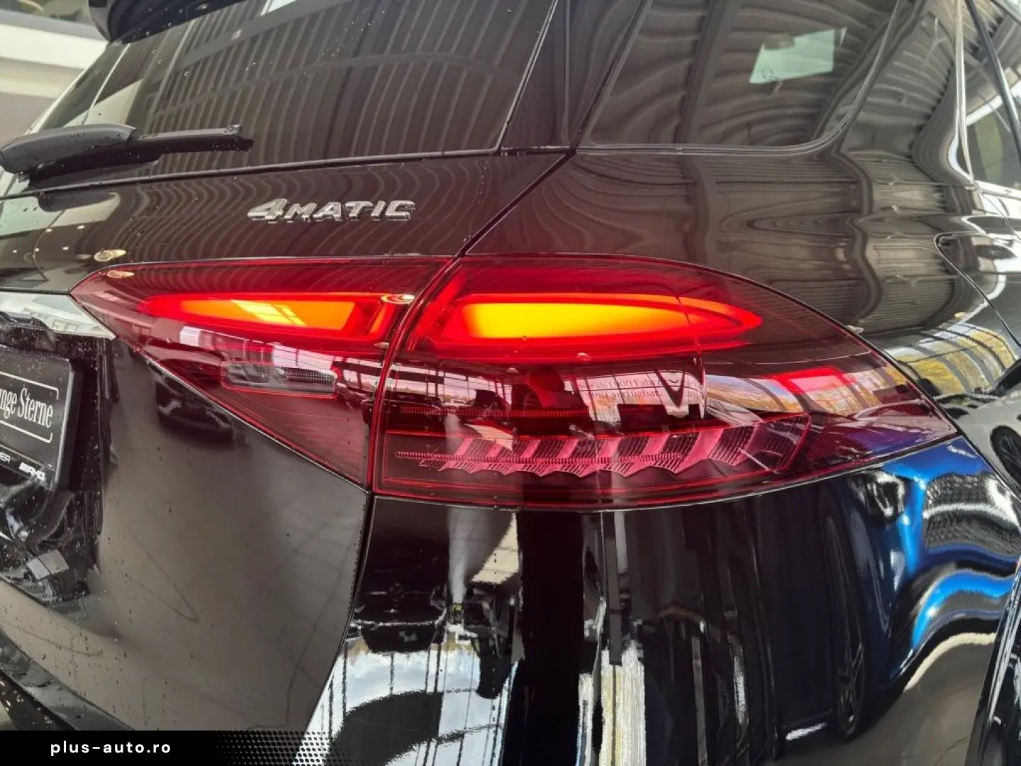 MERCEDES-BENZ GLE 300 d 4M AMG PANO AHK AIRMATIC HUD&hellip;