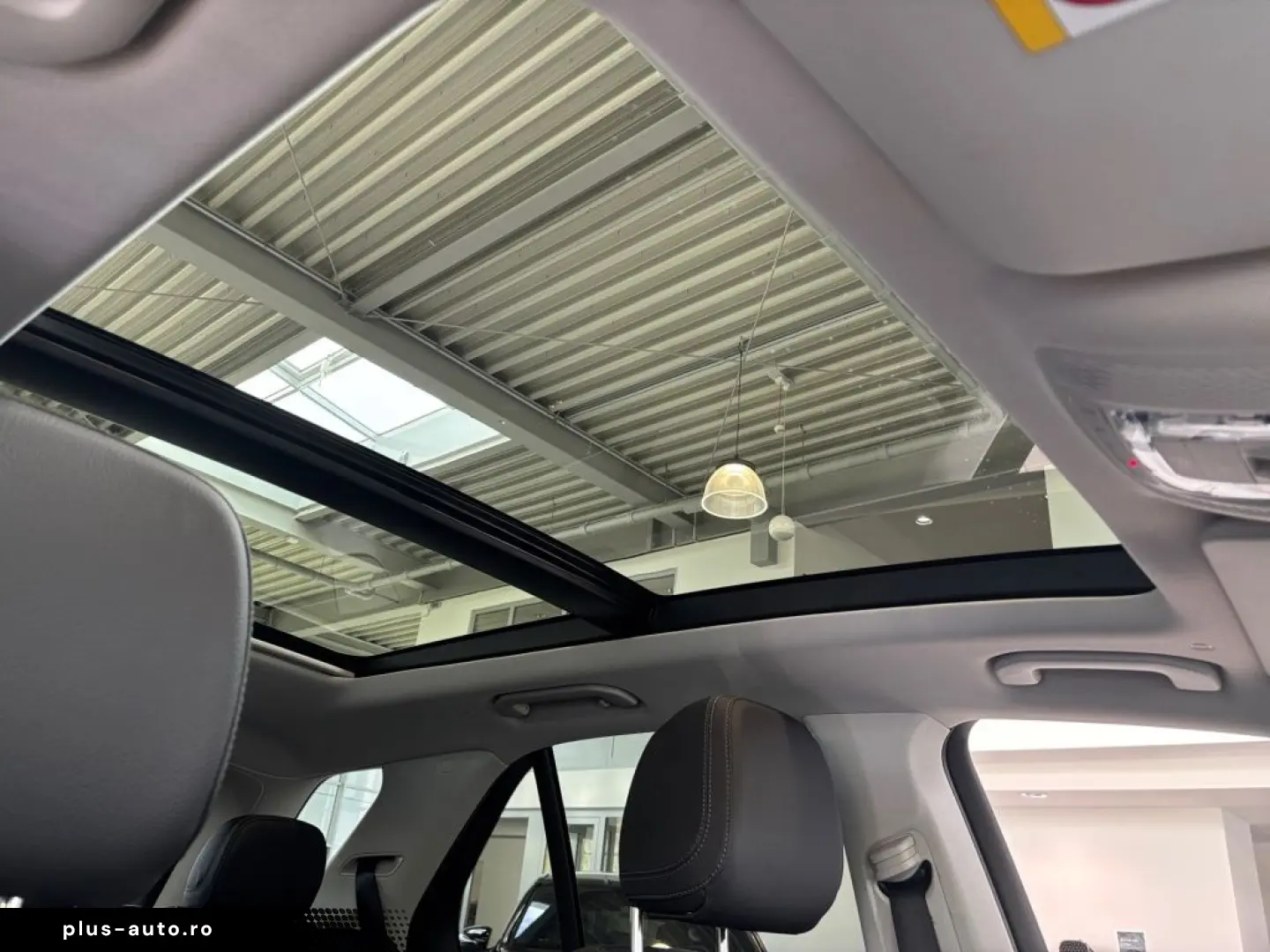 MERCEDES-BENZ GLE 300 d 4M AMG PANO AHK AIRMATIC HUD&hellip;