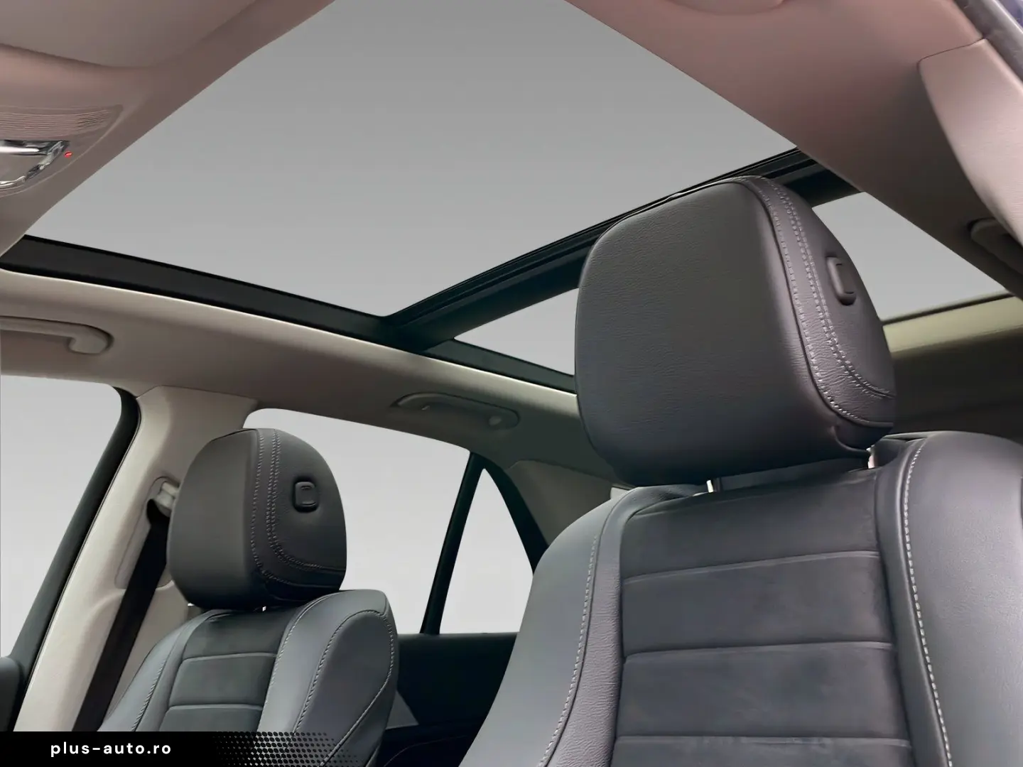 MERCEDES-BENZ GLE 300 d 4M AMG LED Burme Pano Memory AHK 360