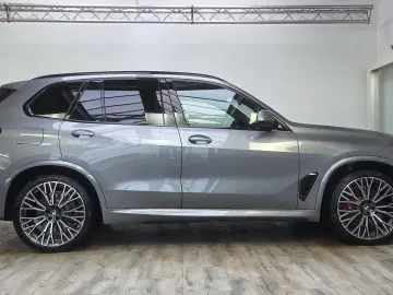 BMW X5 xDr50e M Sport