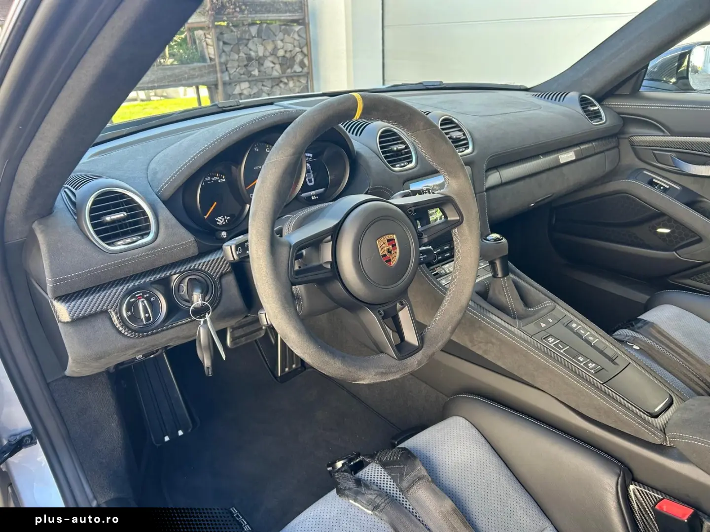 PORSCHE Cayman 718 GT4 RS Weissach Lift PCCB Approved