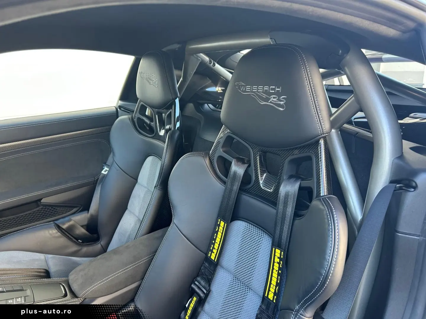 PORSCHE Cayman 718 GT4 RS Weissach Lift PCCB Approved