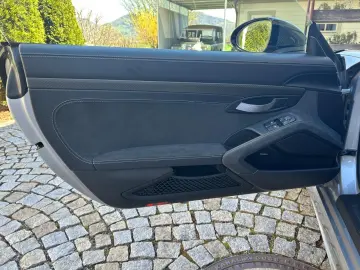 PORSCHE Cayman 718 GT4 RS Weissach Lift PCCB Approved