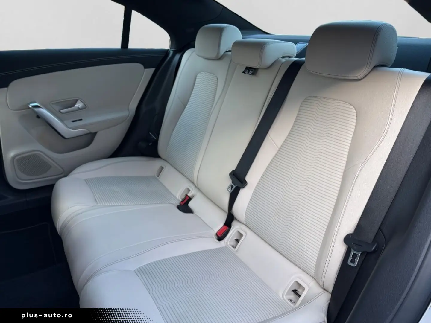 MERCEDES-BENZ CLA 250e PROGRESSIVE AMBI CarPlay TEMP