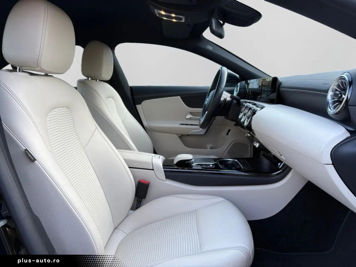 MERCEDES-BENZ CLA 250e PROGRESSIVE AMBI CarPlay TEMP