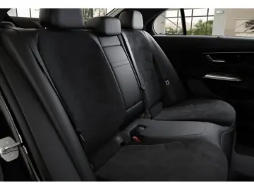 MERCEDES-BENZ E 200 AMG-Sport