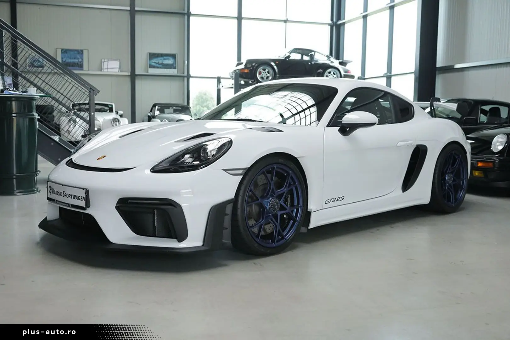 PORSCHE Cayman GT4 RS  neuwertig  1. Hand  Garantie